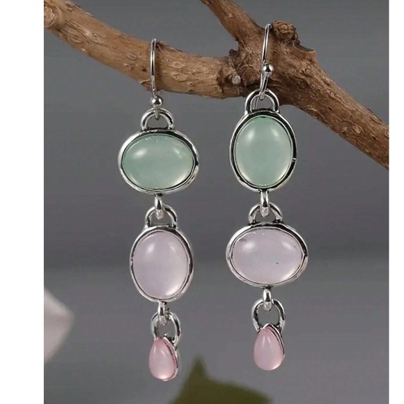 BellanBlue Jewelry - Boho Silver Tone Vintage Look Drop Earrings